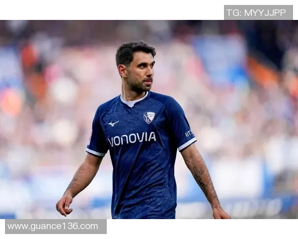 身高185厘米以上的足球明星盘点与他们的传奇故事